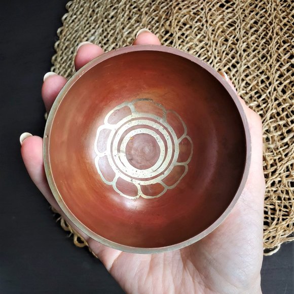 Tibetan Singing Bowl w/ Boho Box - Picture 1 of 5